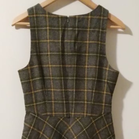 BANANA Republic Gray Checkered Classic Fit & Flare Dress 8 - Picture 5 of 6